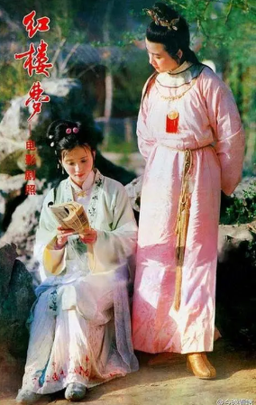 国产电影《红楼梦第二部：黛玉葬花》[1989年][家庭古装][夸克网盘]豆瓣8.5